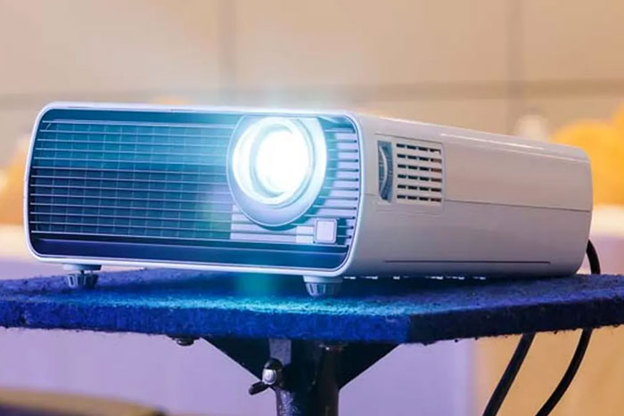 روشن نشدن ویدئو پروژکتور